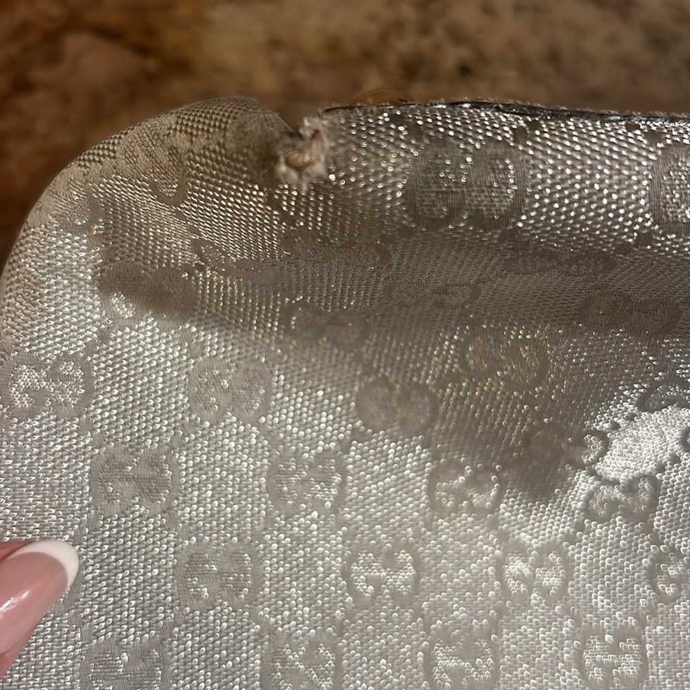 Authentic Silver Gucci medium tote bag. - Picture 6 of 8